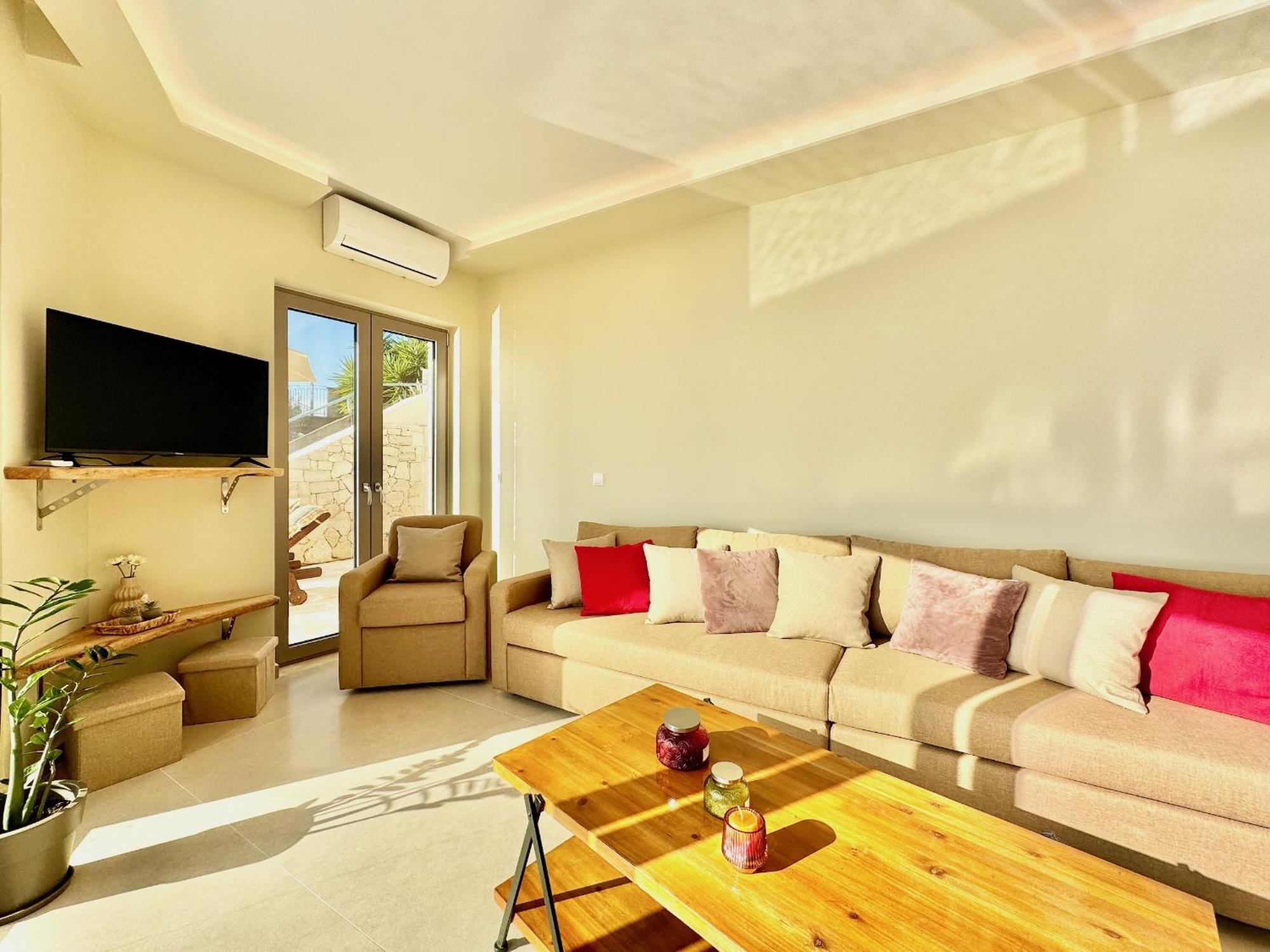 Villa Smile With Private Pool By Dadovillas Barbati